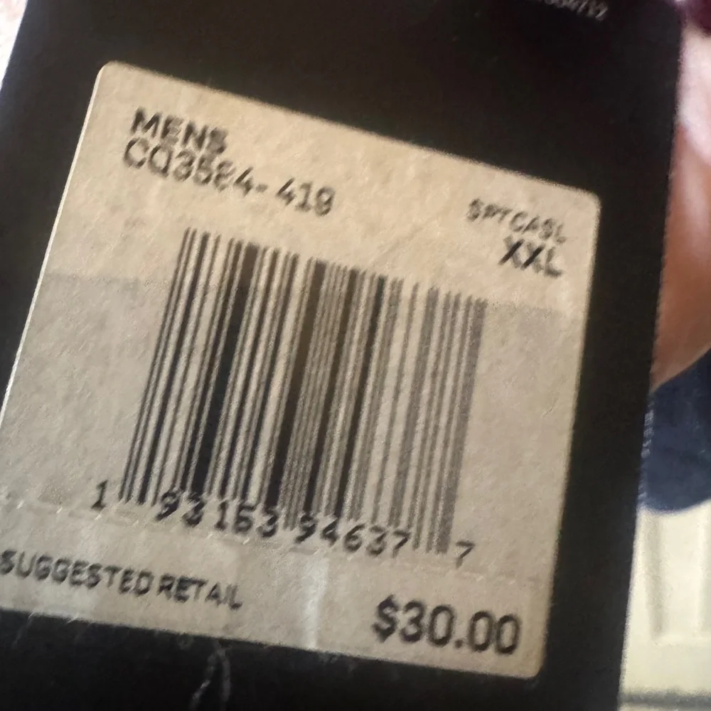Nike  Blue Fresco nwt Graphic Tee‎ with Multicolor Design XXL